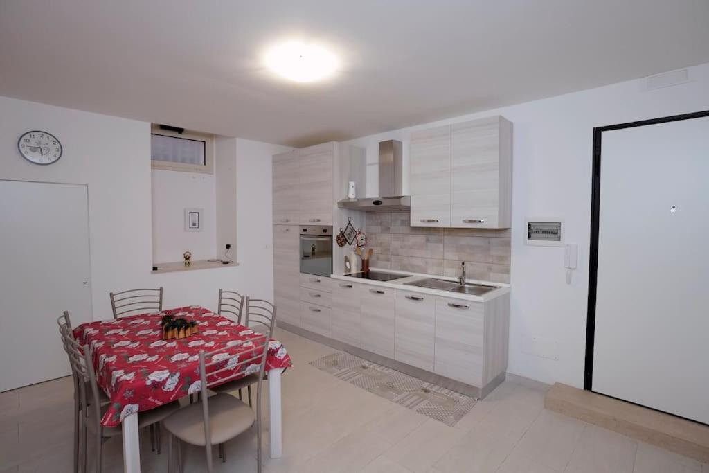 Arcovitti Apartments Монополи Екстериор снимка