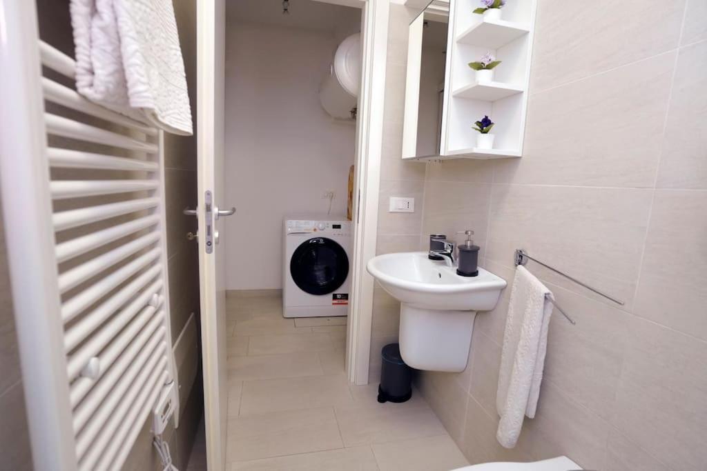 Arcovitti Apartments Монополи Екстериор снимка